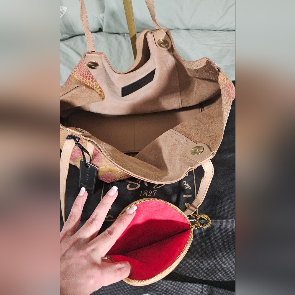 Sharif Pink and Gold Iridescent Tote Bag W/wallet & Dusty - Picture 12 of 16